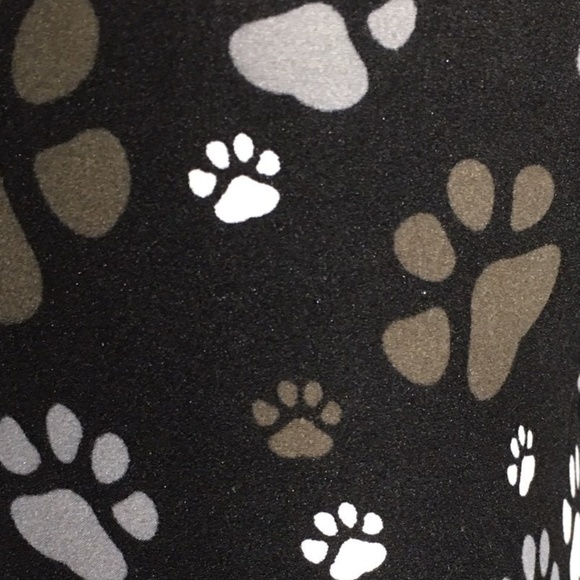 Small NEW Girls Dog Paw Leggings, Kids Soft Yoga Pants, Mom and Me Leggings - Picture 3 of 8
